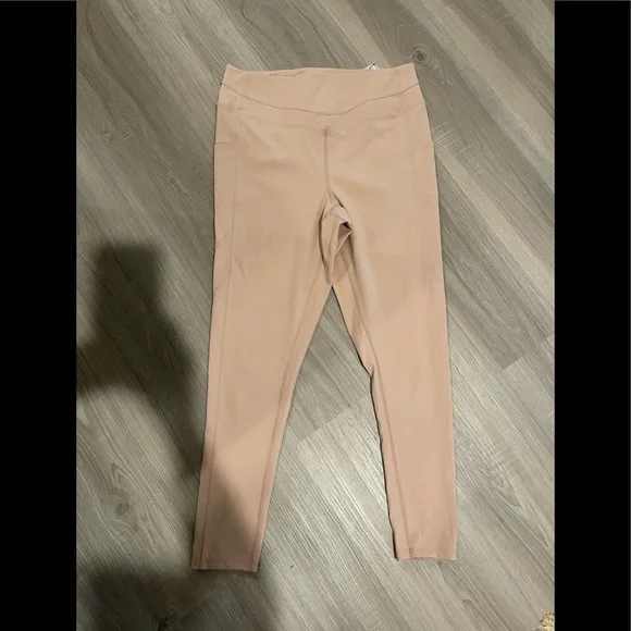 NWT FREE PEOPLE ON CLOUD NINE LEGGING - Picture 3 of 10